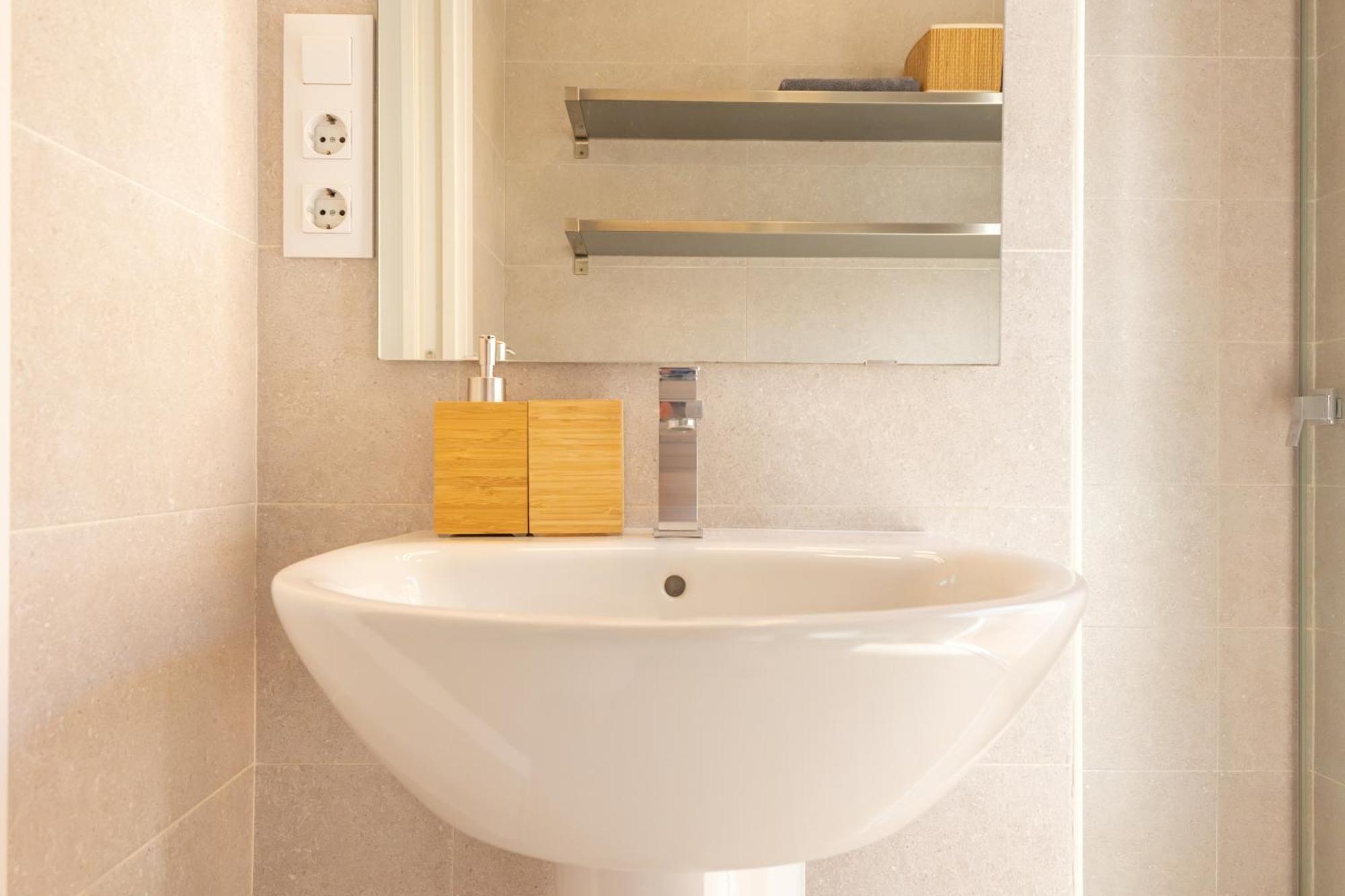 Charming 2 Bedroom Apartment At Iconic Triana Neighborhood By Ocityzen Σεβίλλη Εξωτερικό φωτογραφία